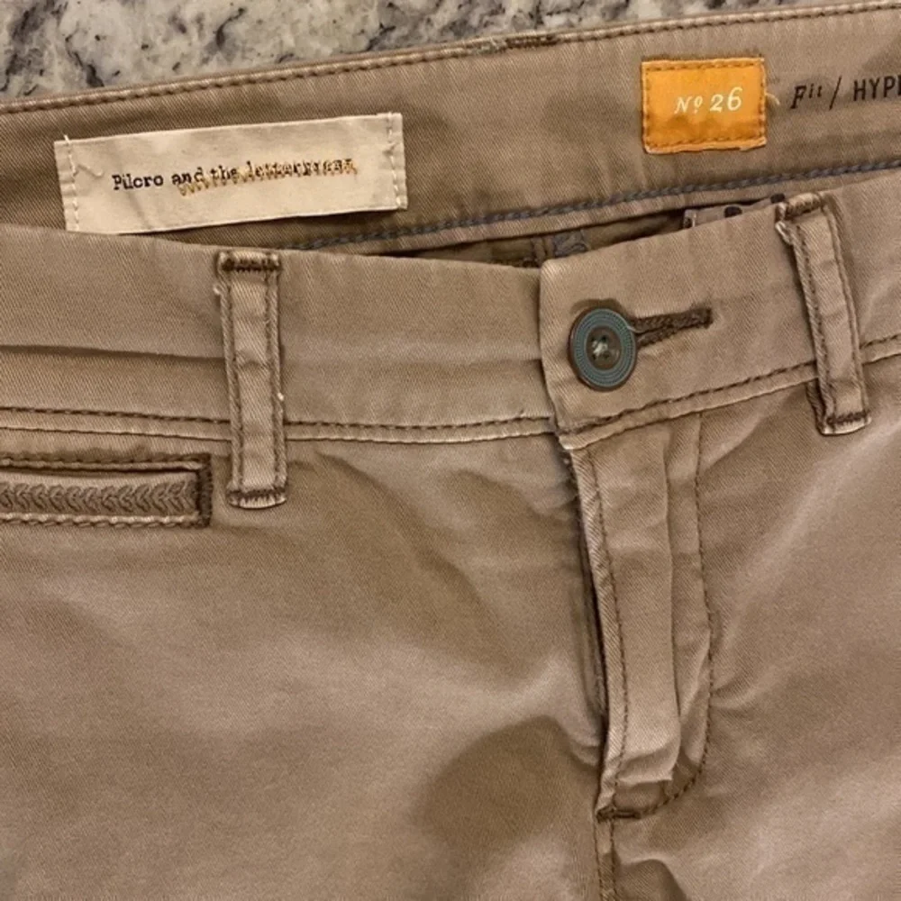 Anthro Pilcro and the Letterpress Hyphen Khaki Pants Y17